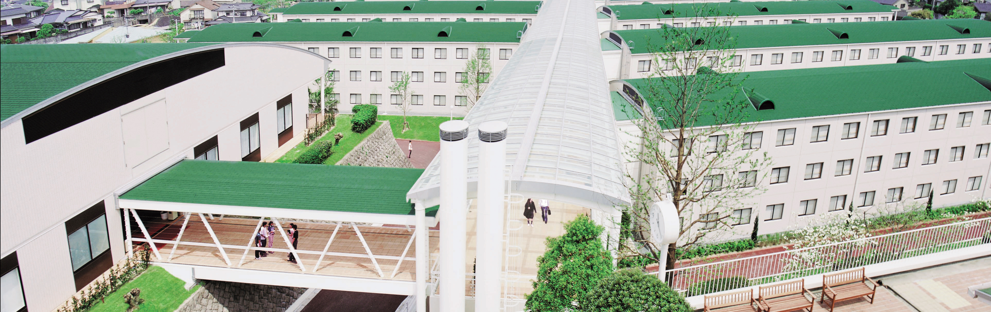 JAPAN UNIVERSITY OF ECONOMICS